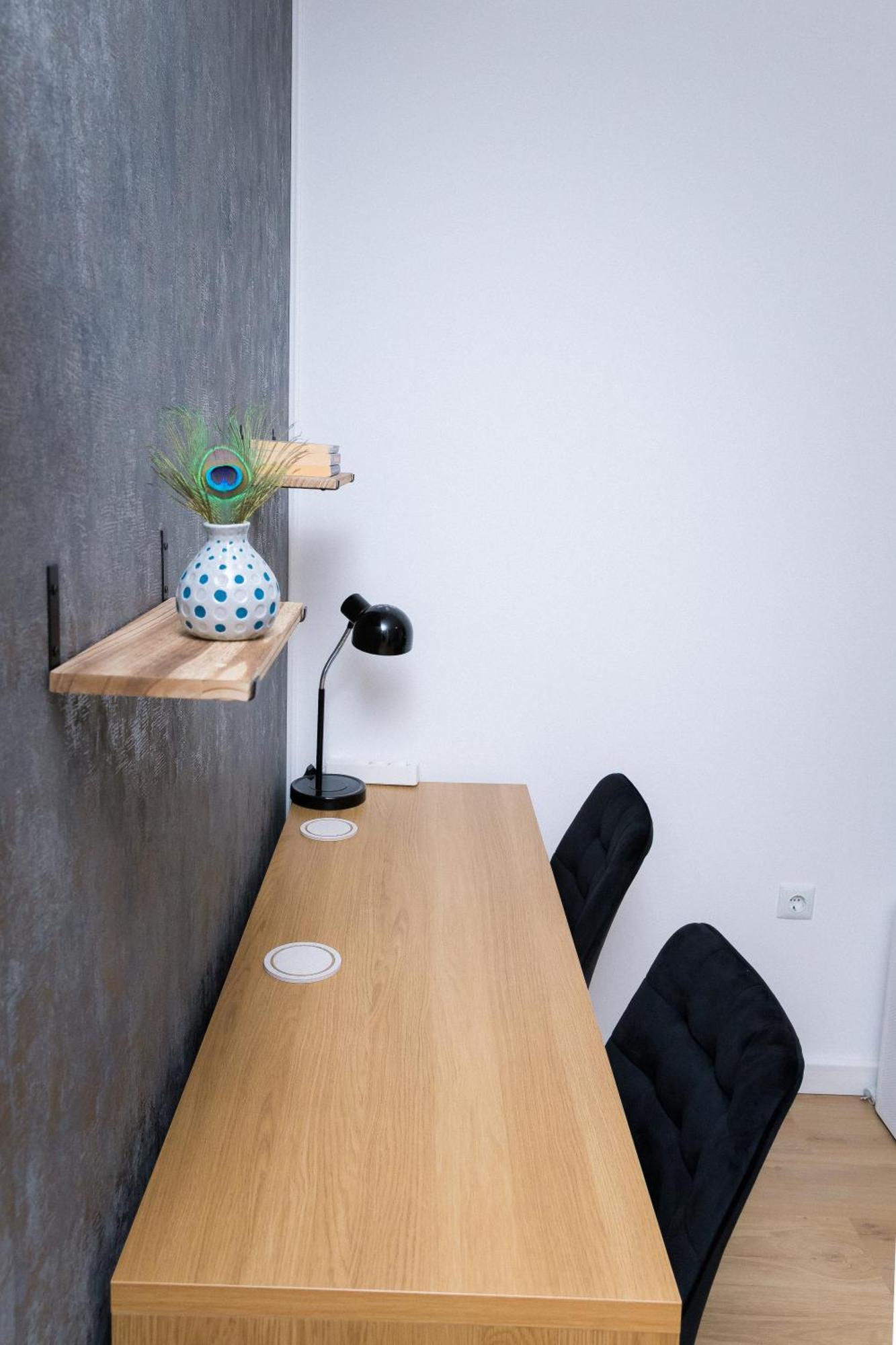 Elysian Urbanscape Brown, 2 Rooms, Near Bucharest Chiajna Dış mekan fotoğraf